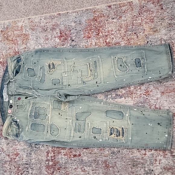 Magnolia Pearl Crossroads Denim - Picture 2 of 3